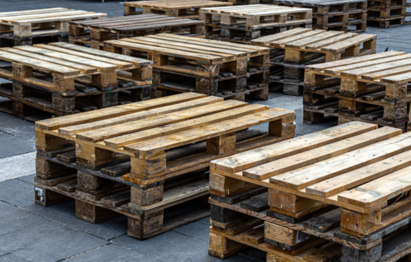 You are currently viewing Comment récupérer des palettes de bois gratuites chez Brico Dépôt ?