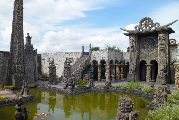 Maison Robert Tatin Blog